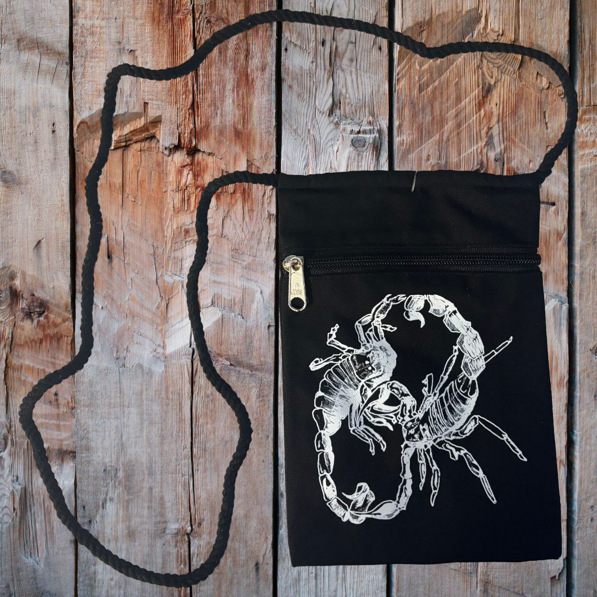 "Scorpion's Dance" Jamie's Hand-Drawn Scorpion Collection Handbag With Twisted Rope Strap 6"x9"