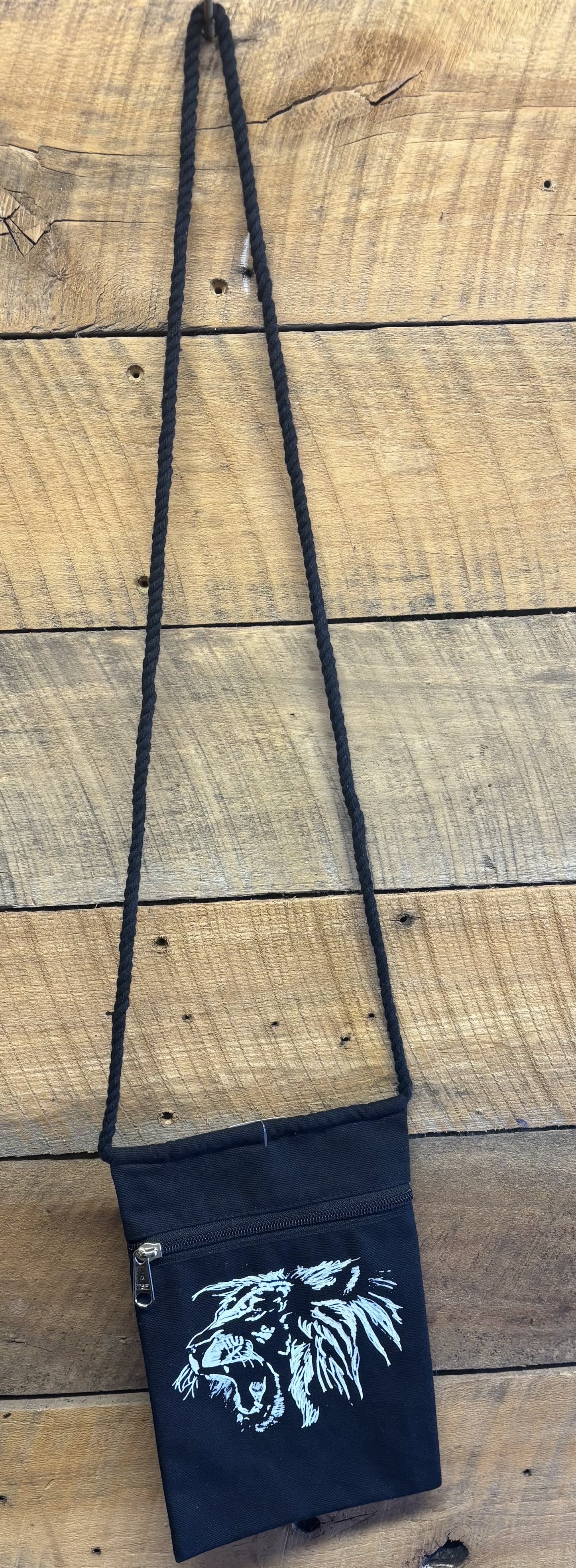 "Lion Rawr" Jamie's Hand-Drawn Cat Collection Handbag With Twisted Rope Strap 6"x9"