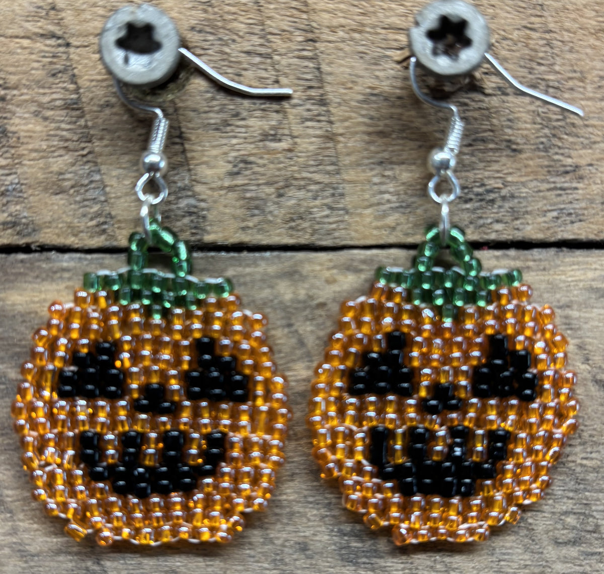 Handmade Beaded Pumpkin Earrings – Halloween Jack-O’-Lantern Dangles