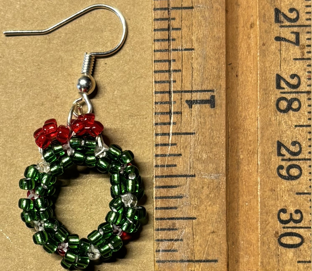 Handmade Beaded Christmas Wreath Earrings – Green & Red Holiday Dangles